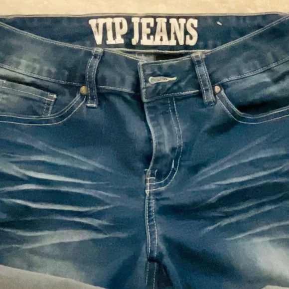 VIP Women’s Jean Shorts Size Small - Picture 7 of 7